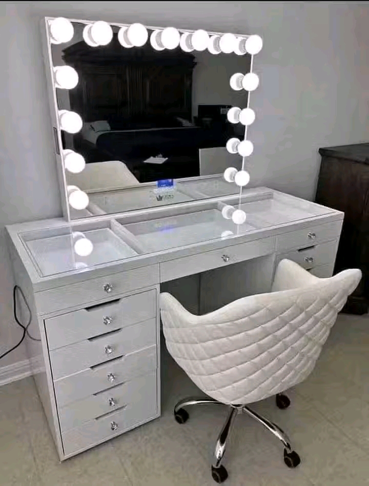 furnitures