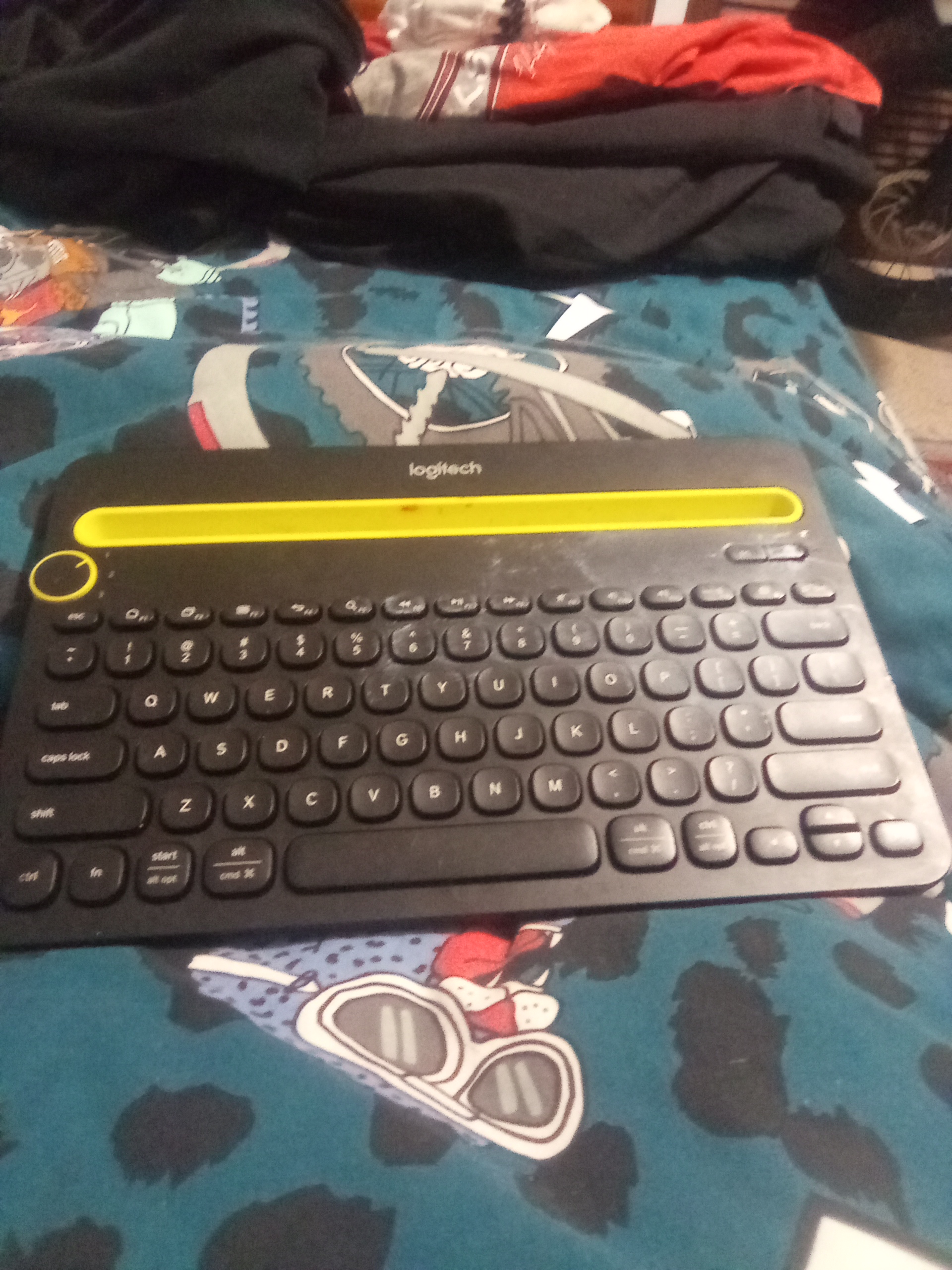 battery powered keyboard you can connect to